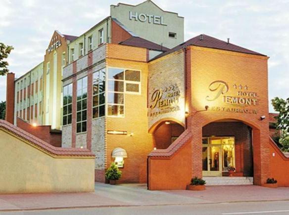 بابيانيتسا Hotel Piemont المظهر الخارجي الصورة